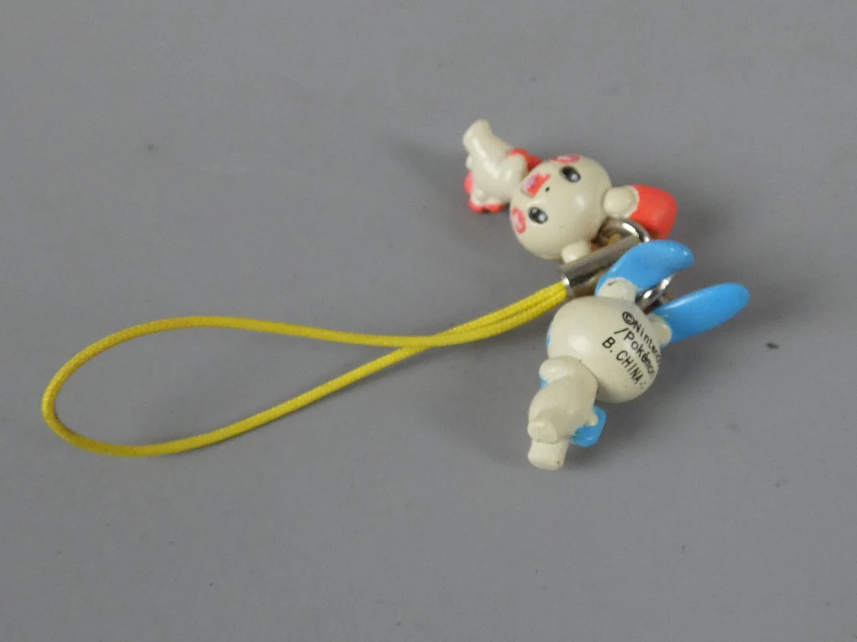 Originele Pokémon Figurines, Sleutelhangers en Metal Tags Collectie