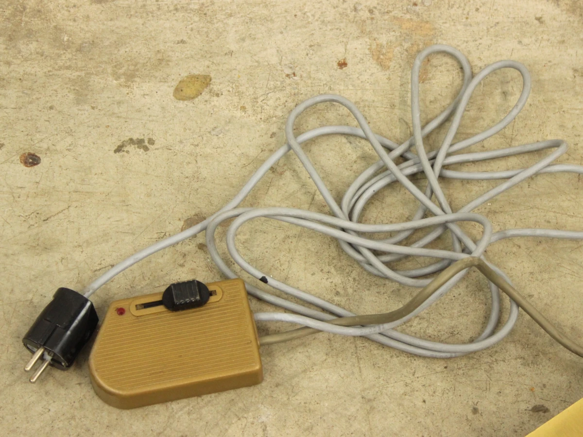 Deknudt Vintage Hollywood Regency uplighter met extra leeslampje en dimmer   jaren 80