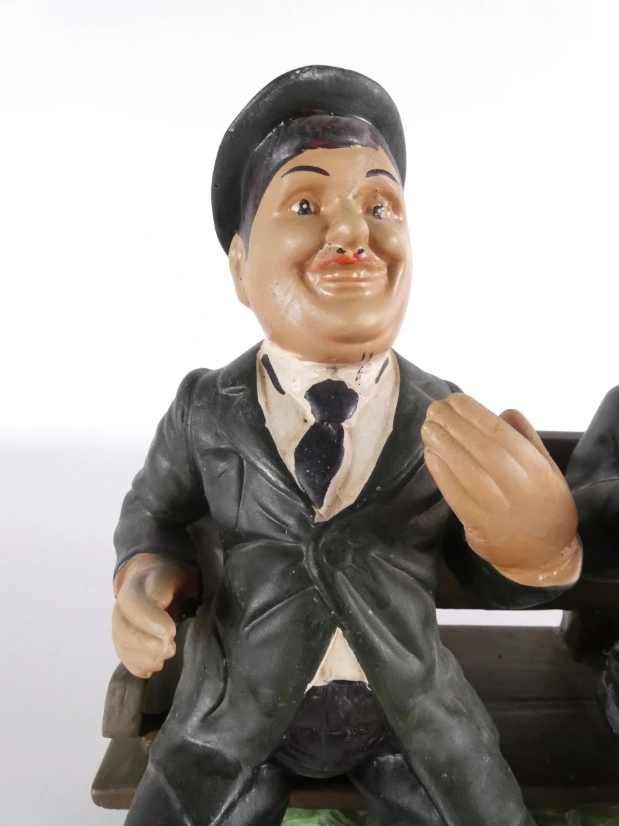Beeldje van komisch duo Laurel & Hardy