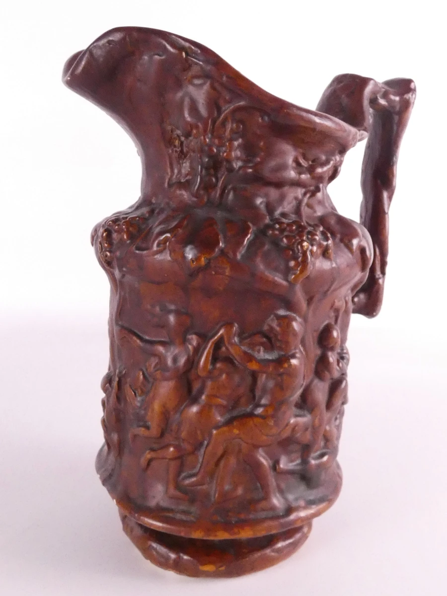 Set van 2 decoratieve keramische kannen met reliëf