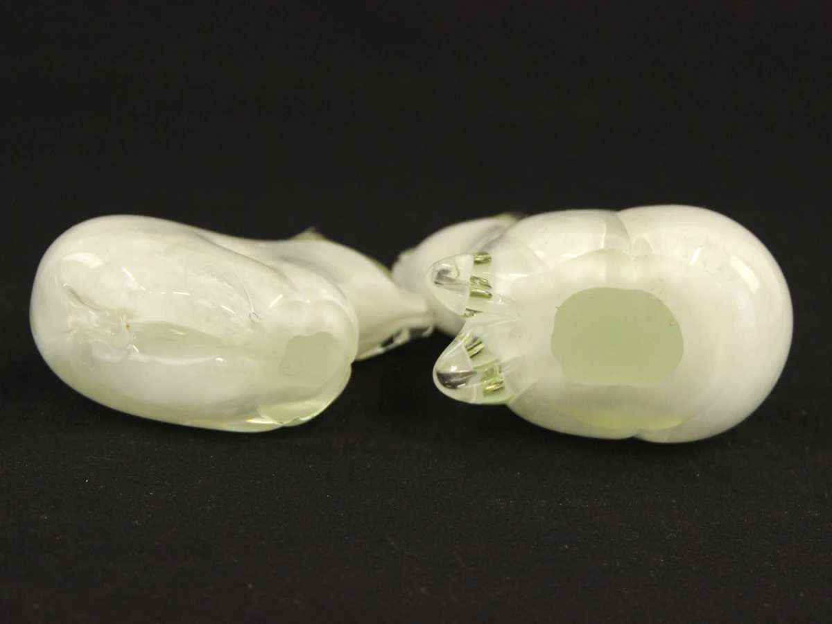 Set van twee glazen ijsbeertjes in Muranostijl