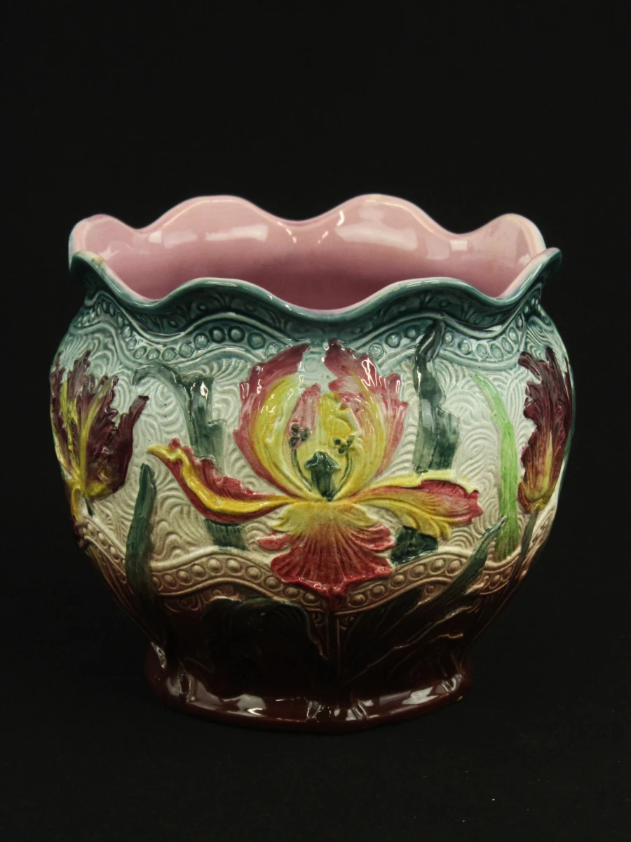 Decoratieve Art Nouveau Majolica bloempot