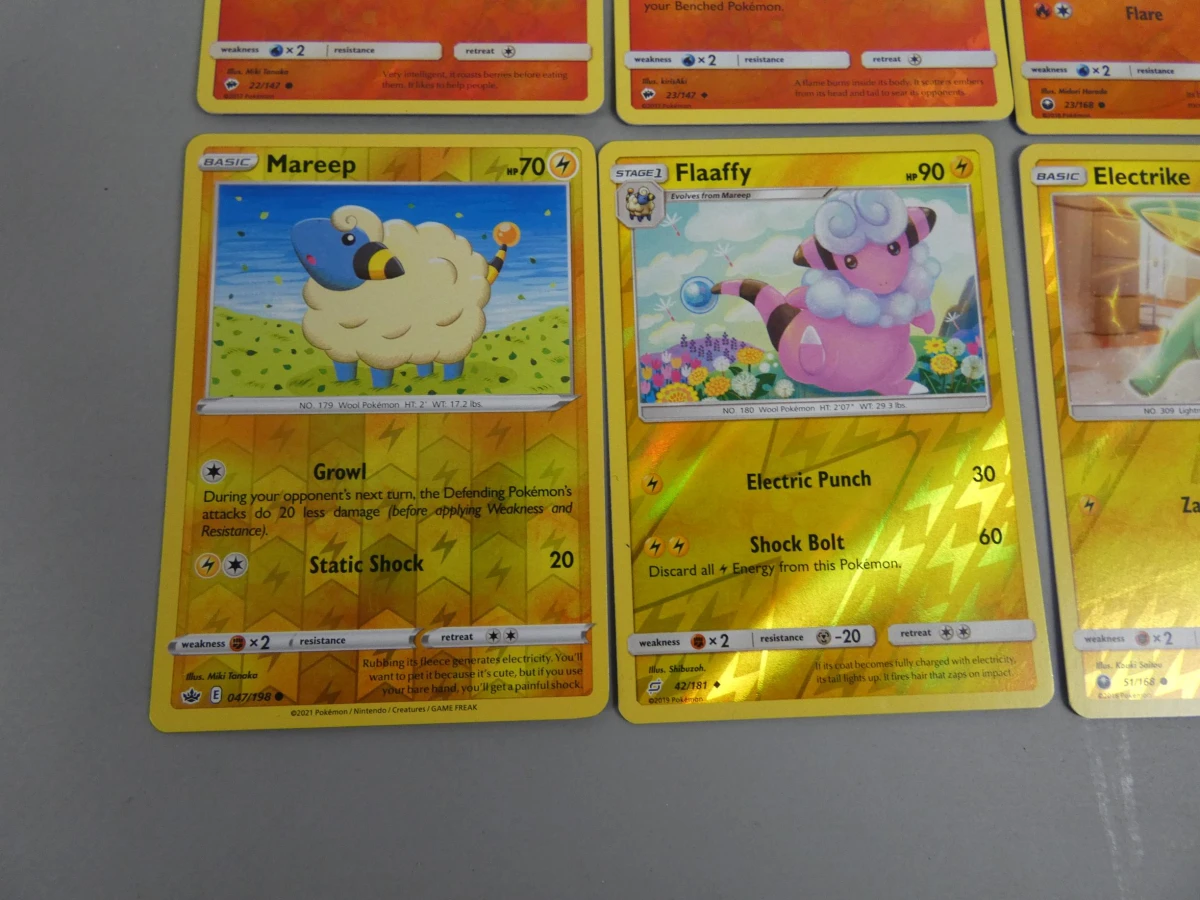 Grote Pokémon Kaartencollectie met Accessoires