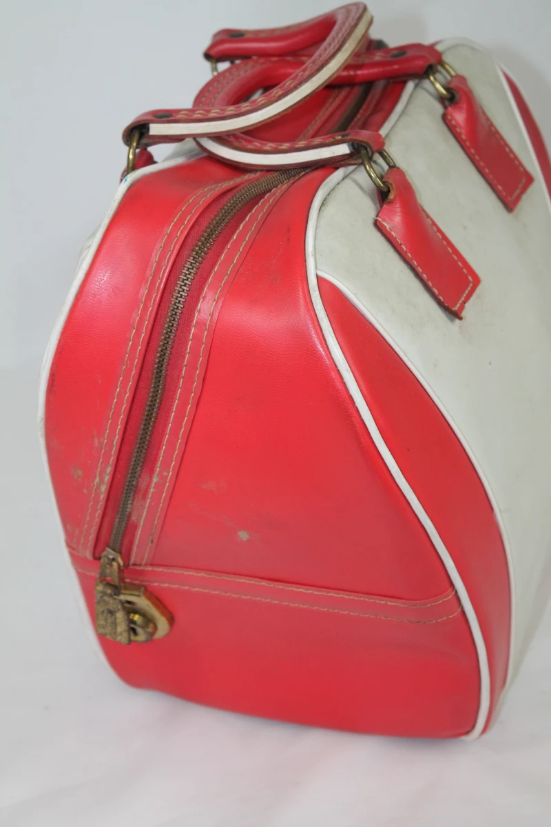 Vintage bowlingbal met bijpassende draagtas