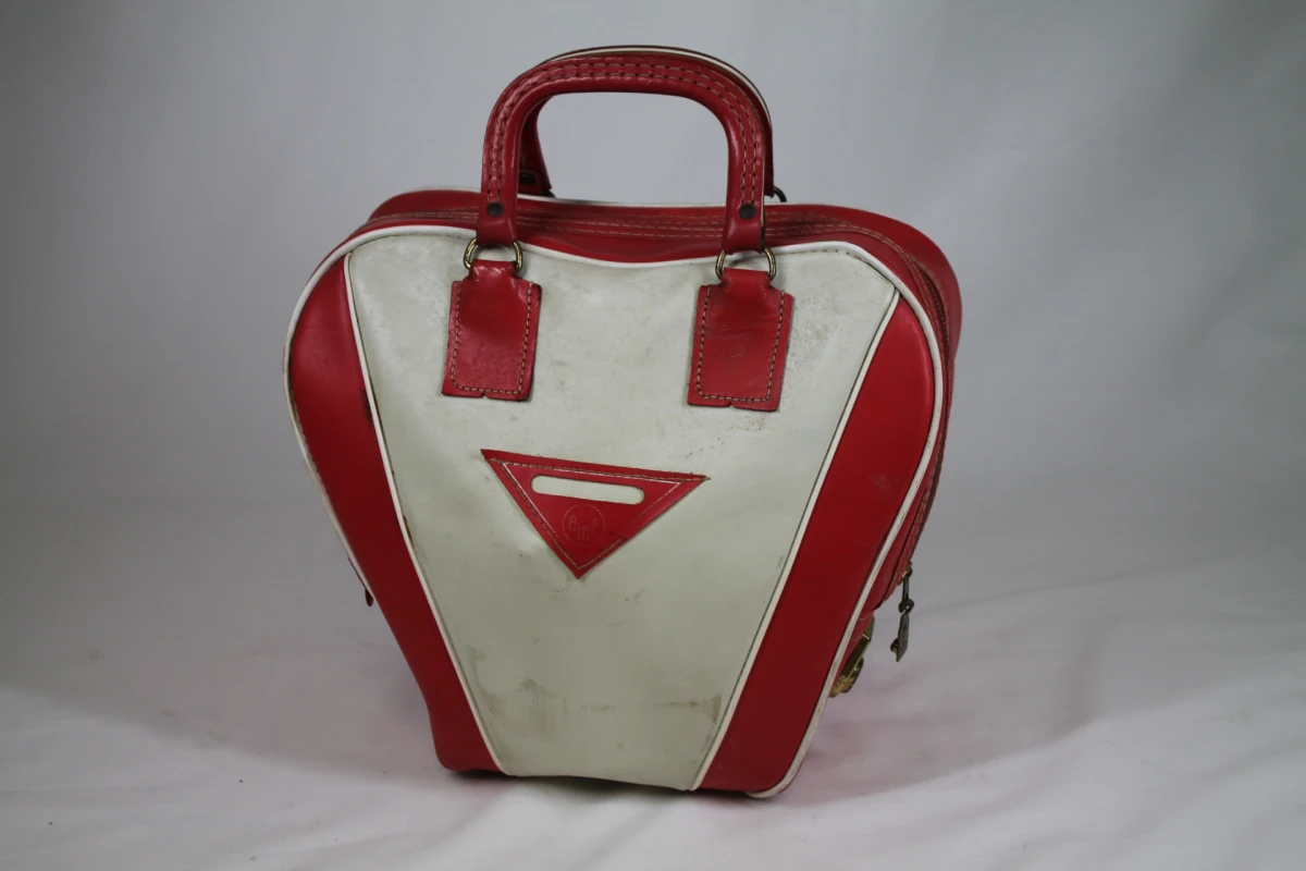 Vintage bowlingbal met bijpassende draagtas