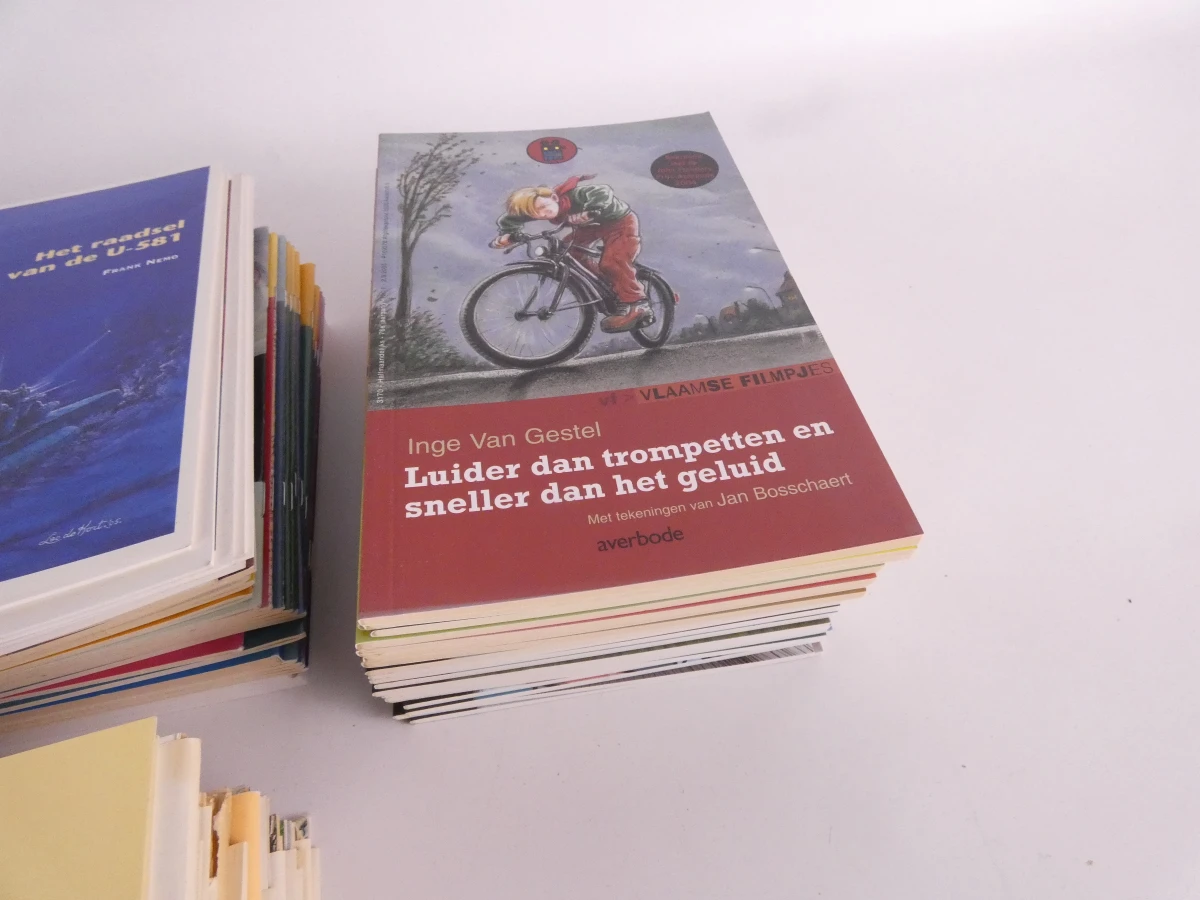Set van diverse Vlaamse Filmpjes boeken en verhalen(+350)