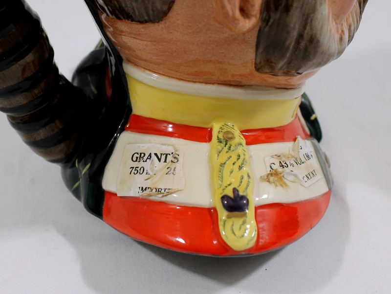 Vintage Royal Doulton William Grant Whiskykan, Engeland ca. 1987