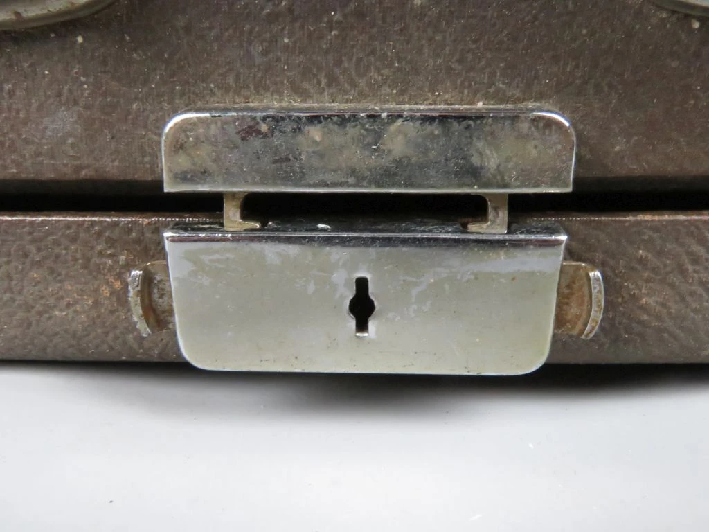 Vintage typmachine Triumph Perfekt met koffer