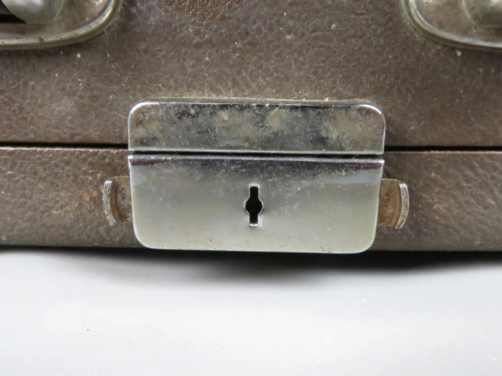 Vintage typmachine Triumph Perfekt met koffer