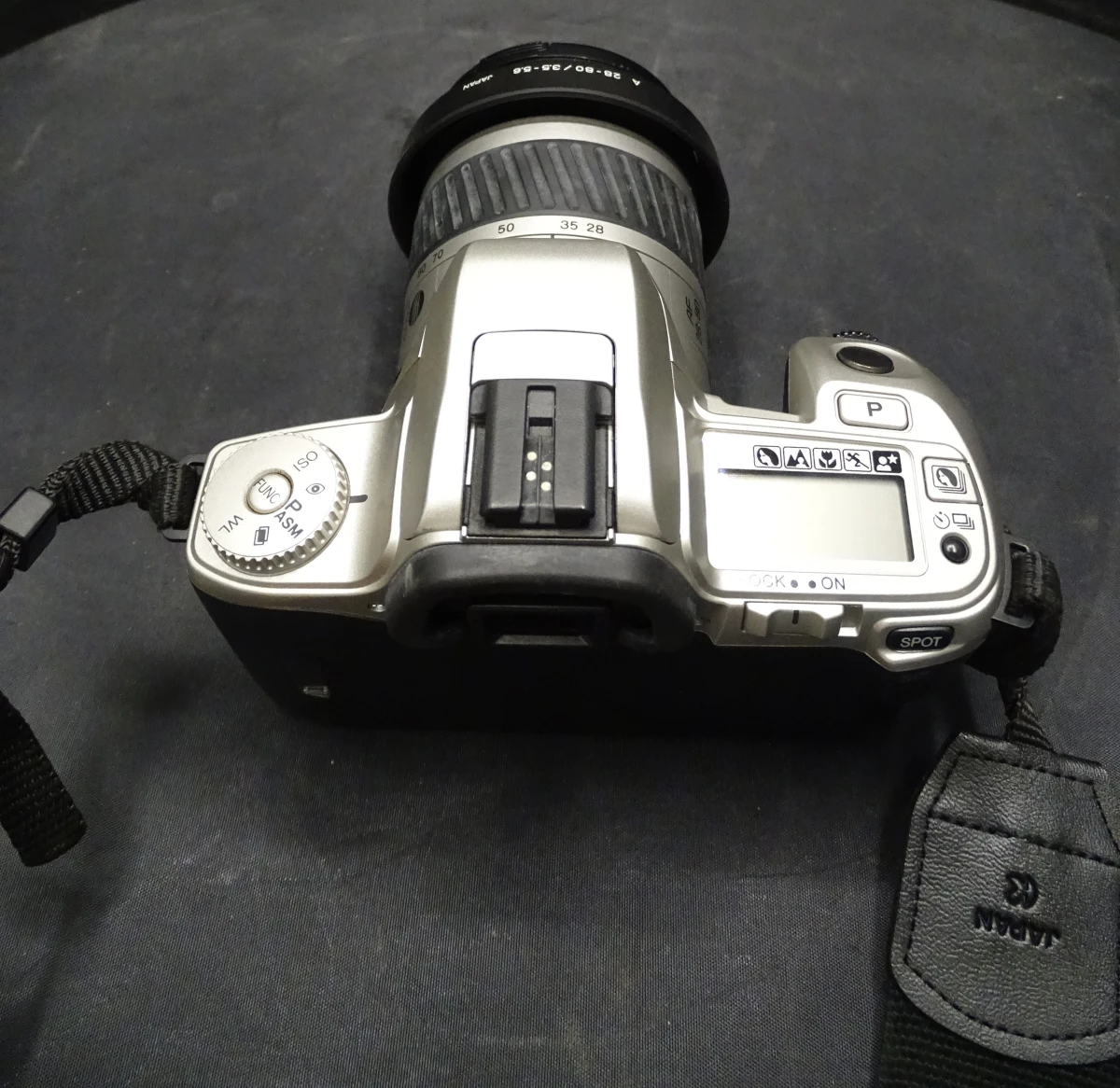 Minolta 404si camera