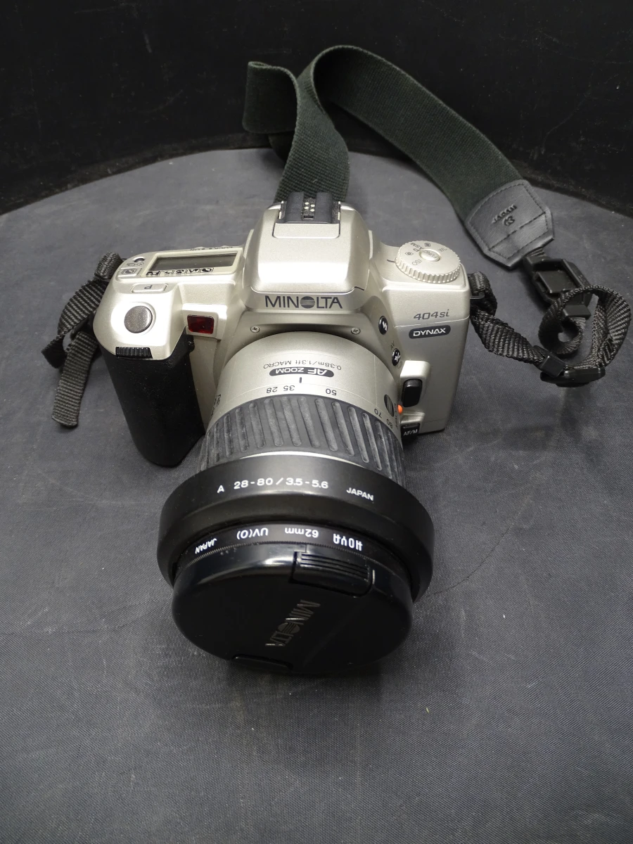 Minolta 404si camera