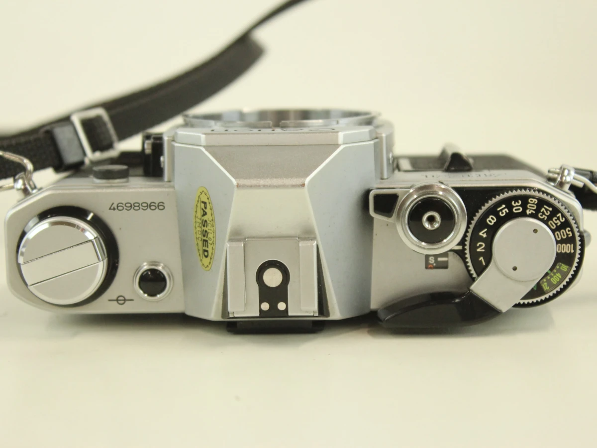 Canon AE-1 spiegelreflexcamera met 2 zoomlenzen en tas