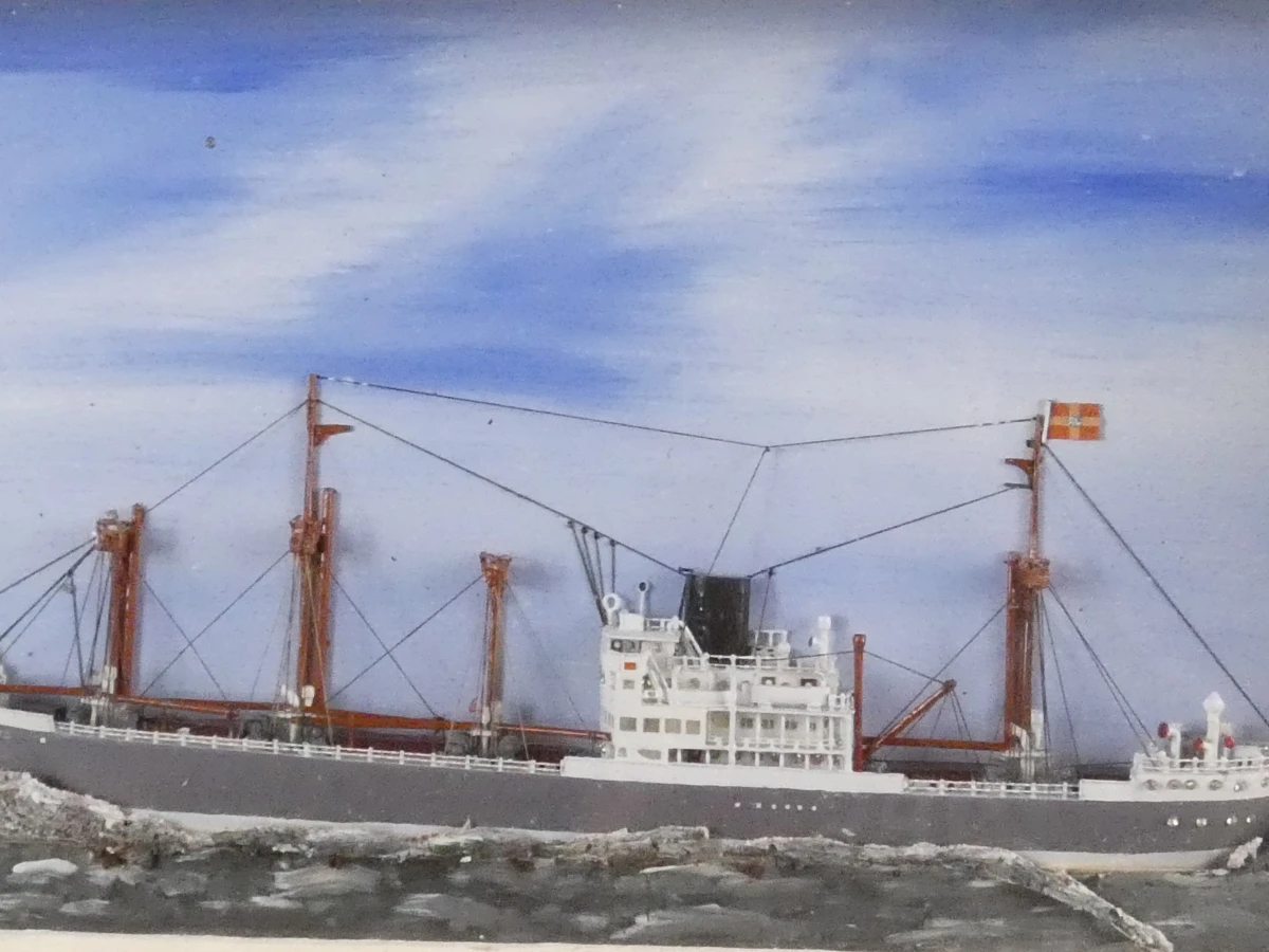 Handgemaakt model van een Nederlands vrachtschip, Modjokerto