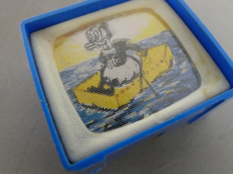 Twee TV puntenslijpers met 3D afbeeldingen