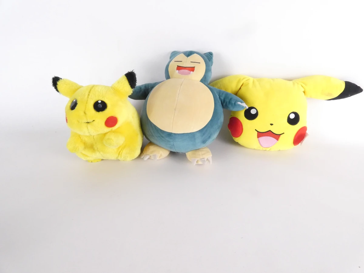 Set Pokémon knuffels en verzamelitems