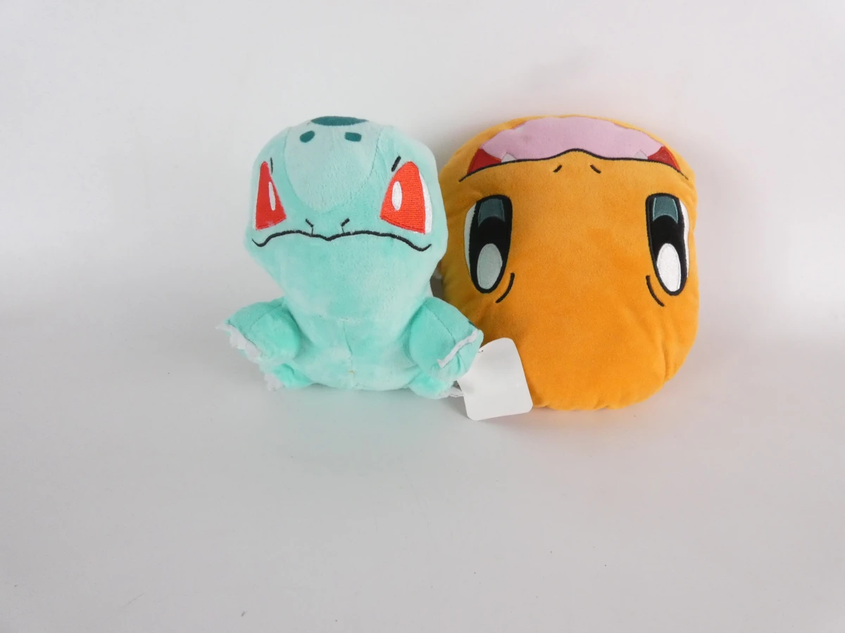 Set Pokémon knuffels en verzamelitems
