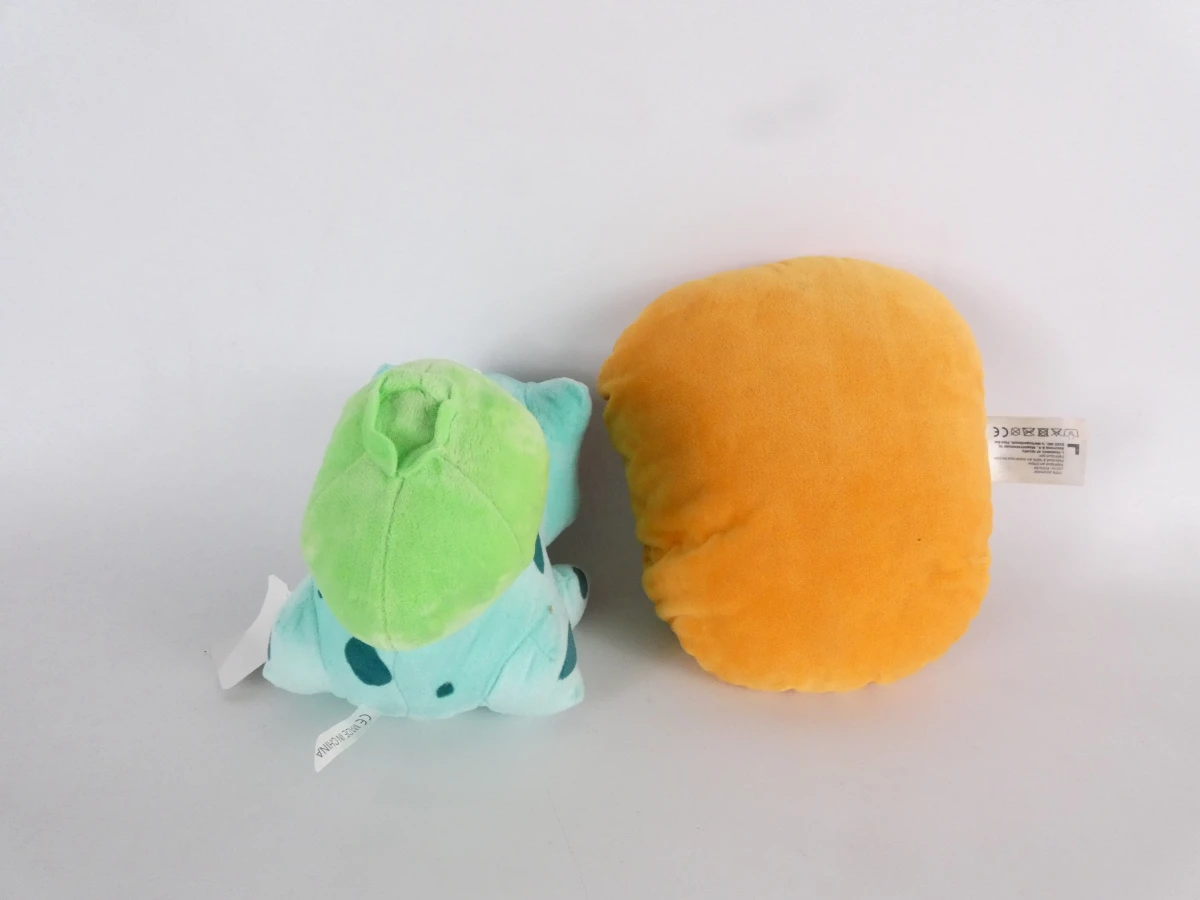 Set Pokémon knuffels en verzamelitems