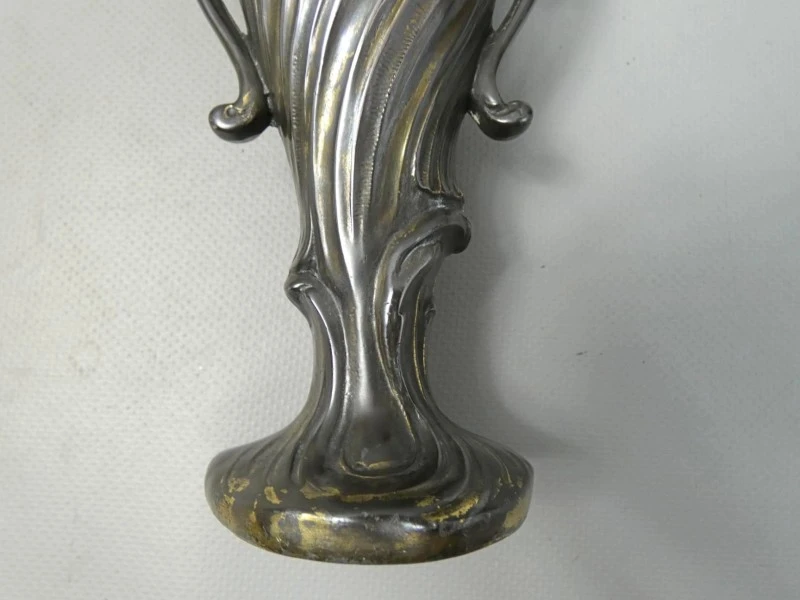 Jugendstil orenvaasje