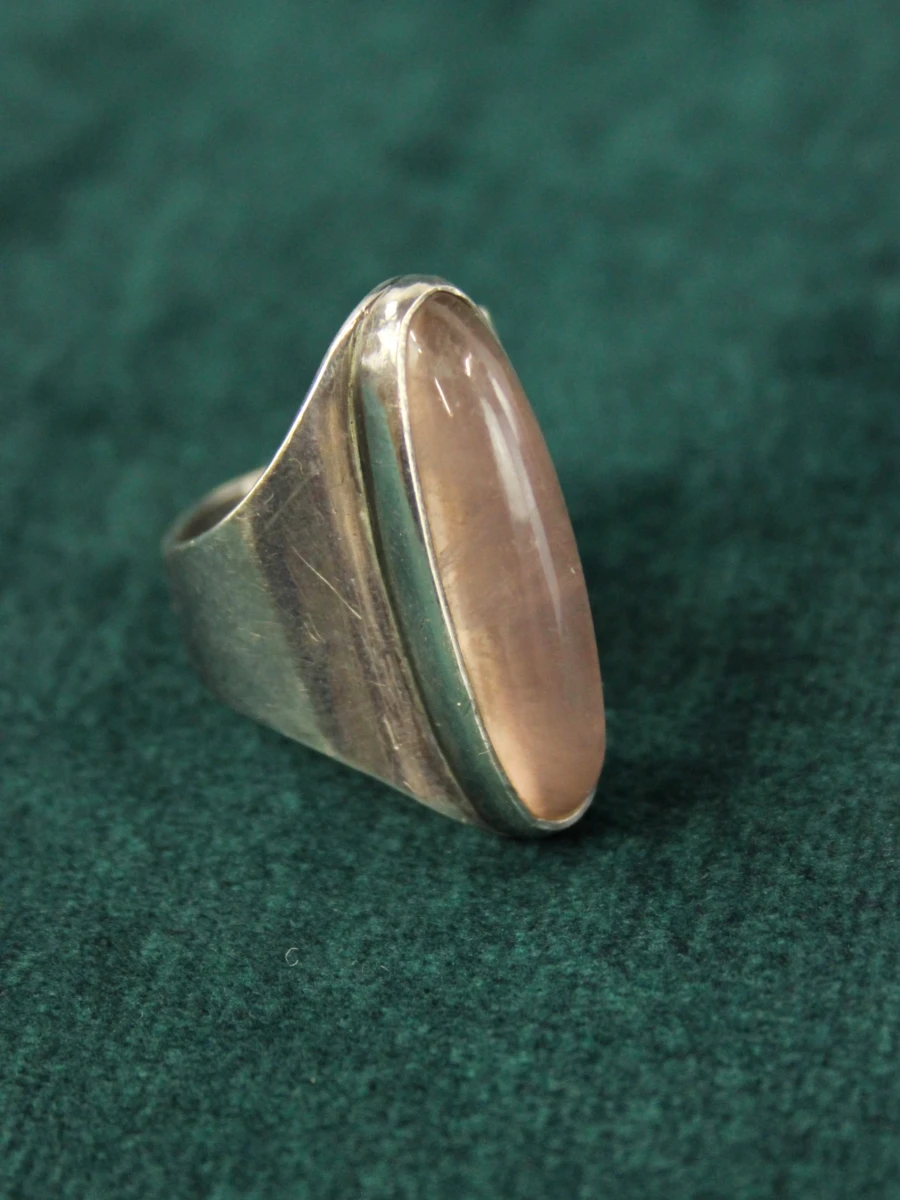 .830 zilveren ring met rozenkwarts