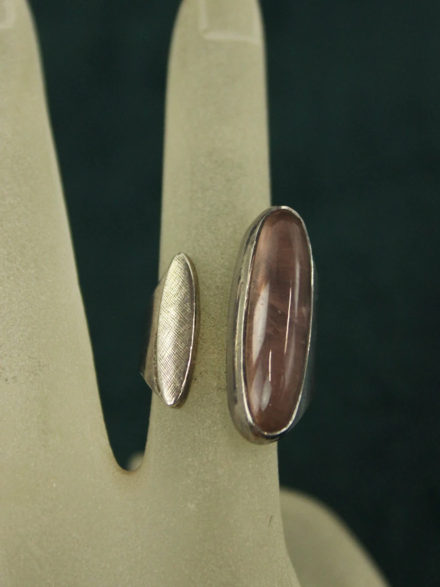 .830 zilveren ring met rozenkwarts