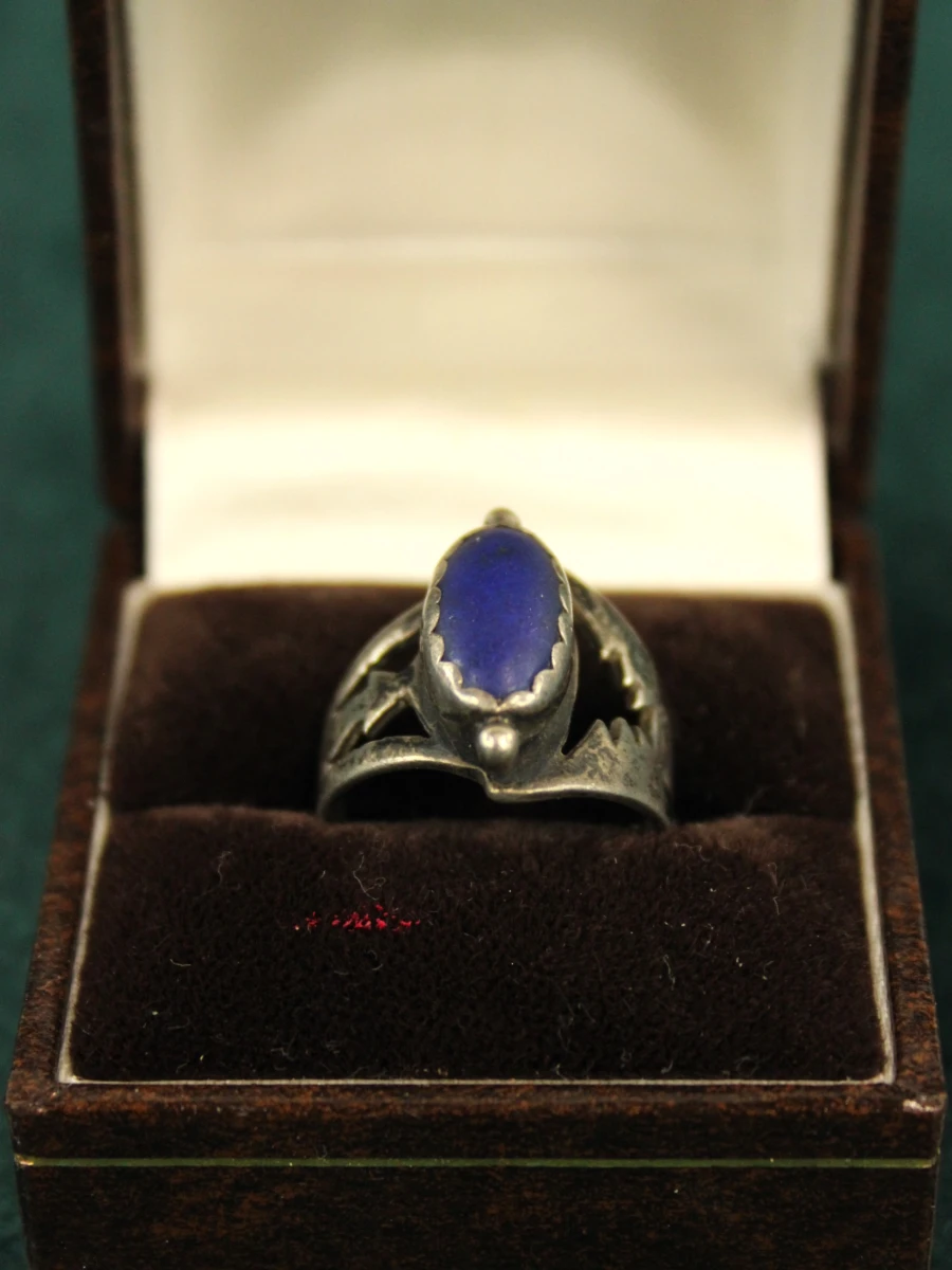 Sterling zilveren ring met lapis lazuli