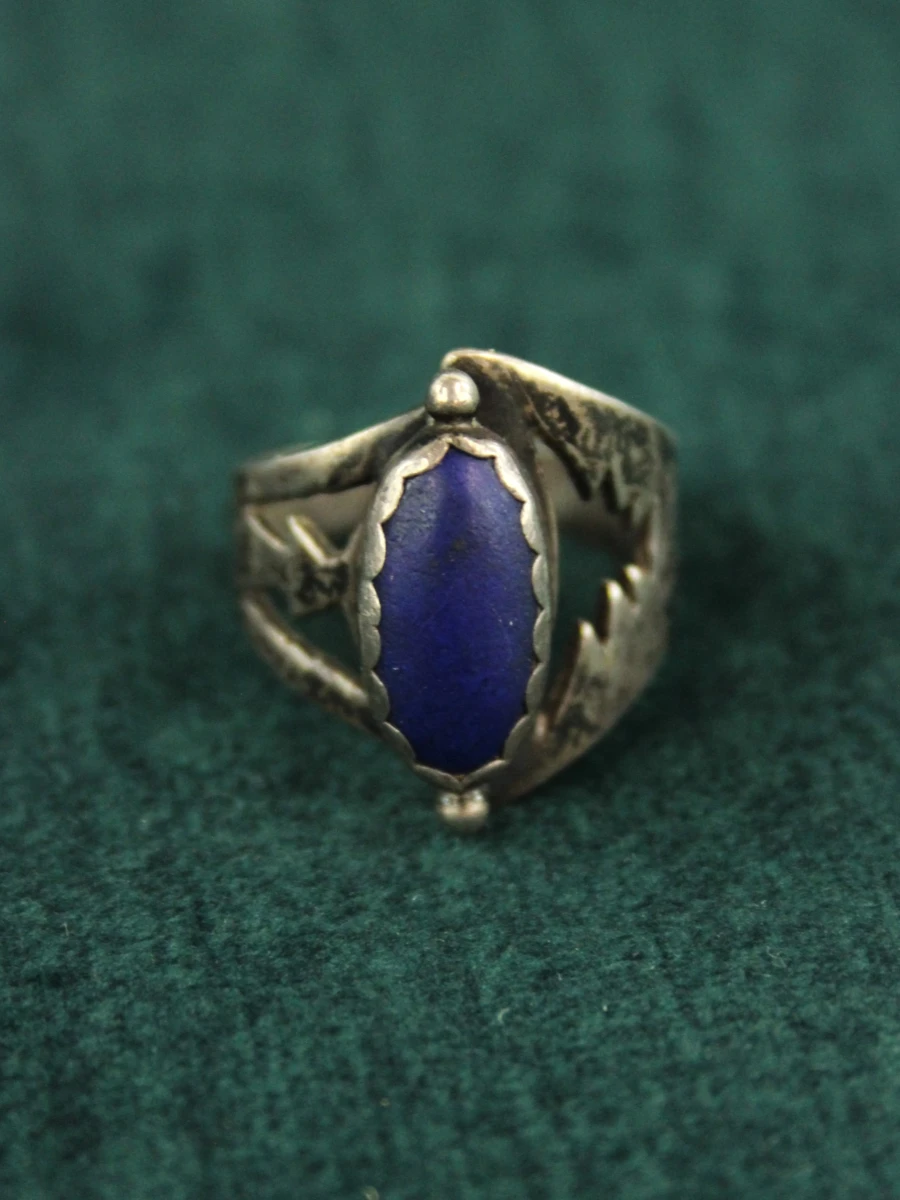 Sterling zilveren ring met lapis lazuli