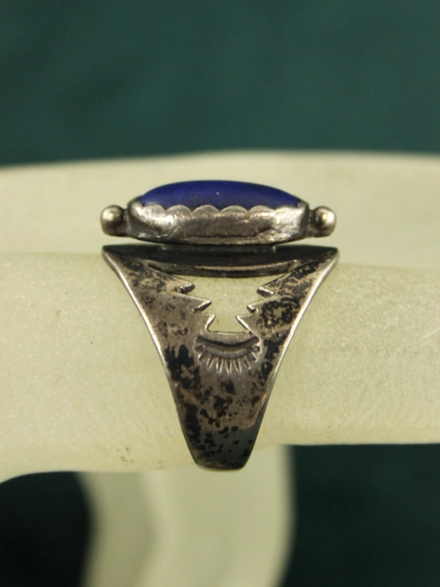 Sterling zilveren ring met lapis lazuli
