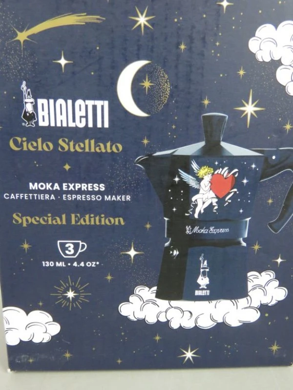 Bialetti Cielo Stellato: Special Edition Moka Express met Espressokoppen