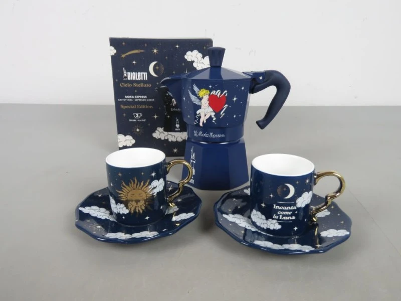 Bialetti Cielo Stellato: Special Edition Moka Express met Espressokoppen