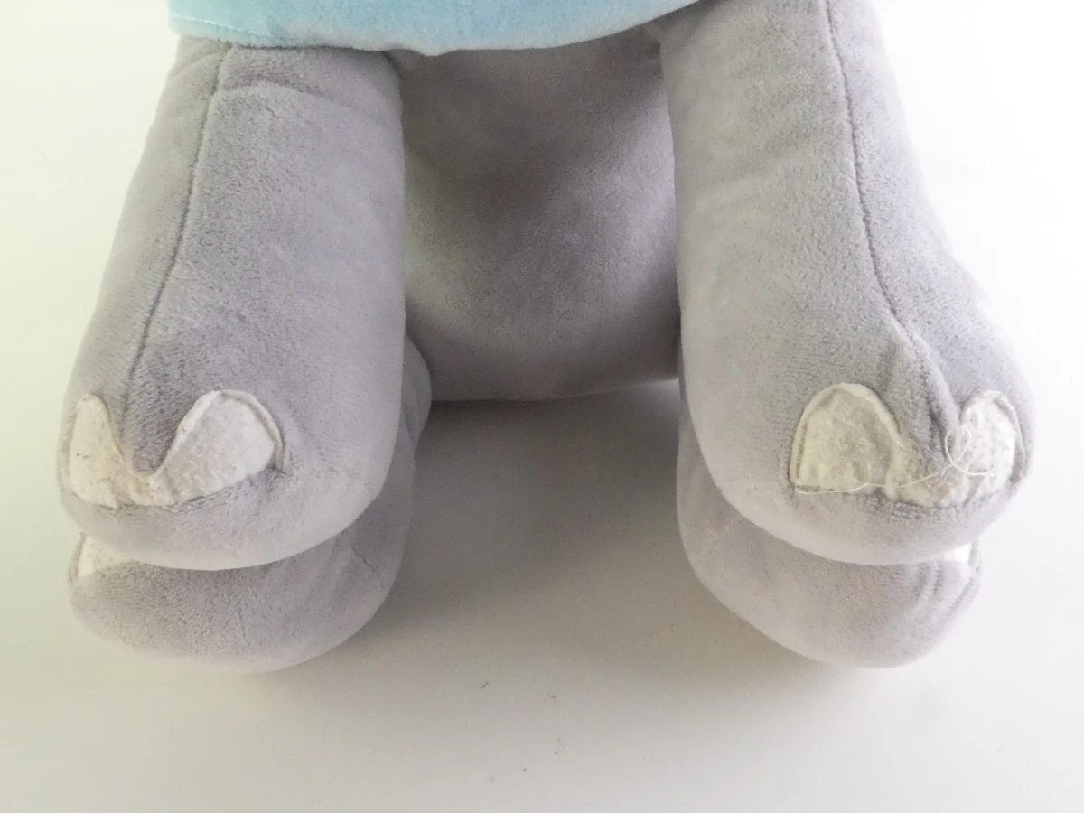 Dumbo met blauwe sjaal