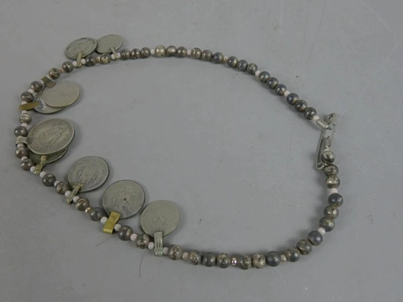 Muntketting met historische munten