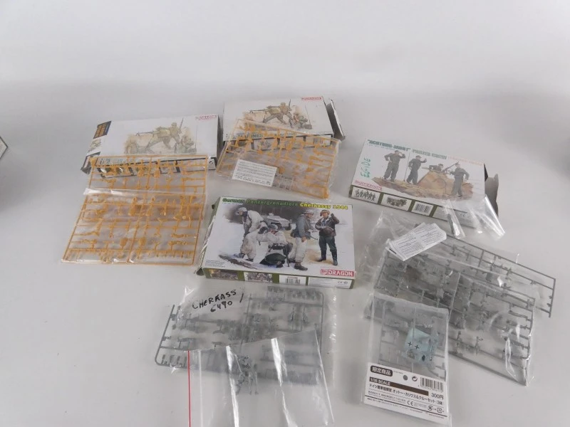 Groot lot militaire modelbouwsets