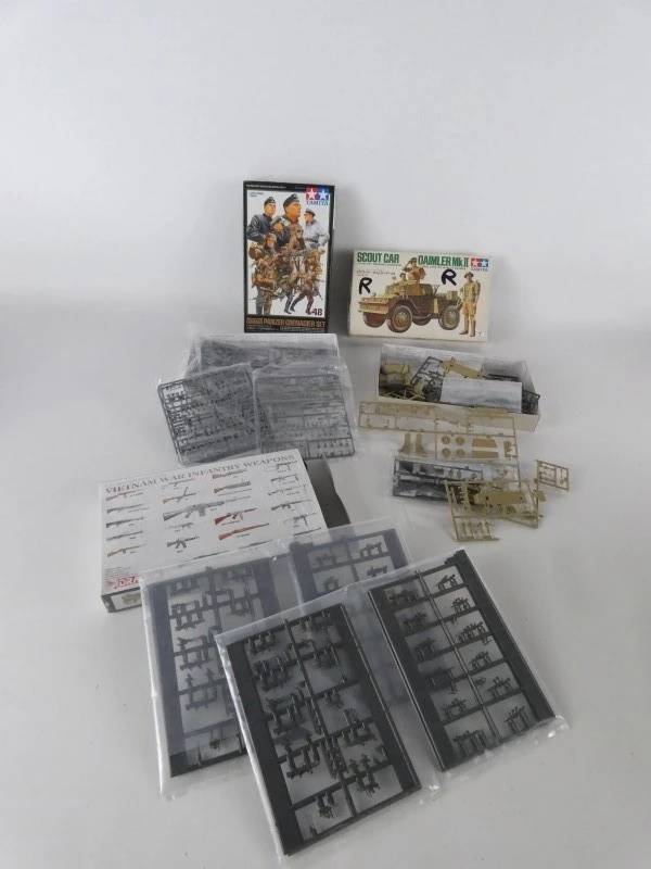 Groot lot militaire modelbouwsets