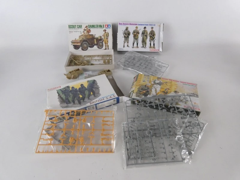 Groot lot militaire modelbouwsets