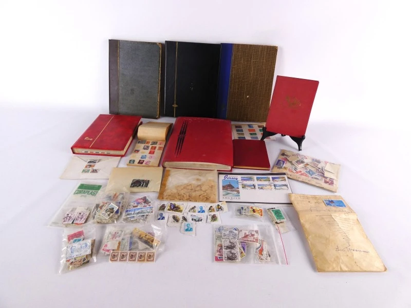 Filatelie lot – 7 postzegelalbums en diverse postzegels