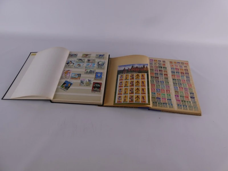 Filatelie lot – 7 postzegelalbums en diverse postzegels