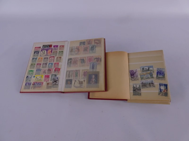 Filatelie lot – 7 postzegelalbums en diverse postzegels