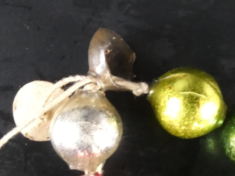 Oude kerstdecoratie + Ajeko