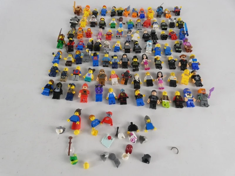 Lot Lego minifigs 356g