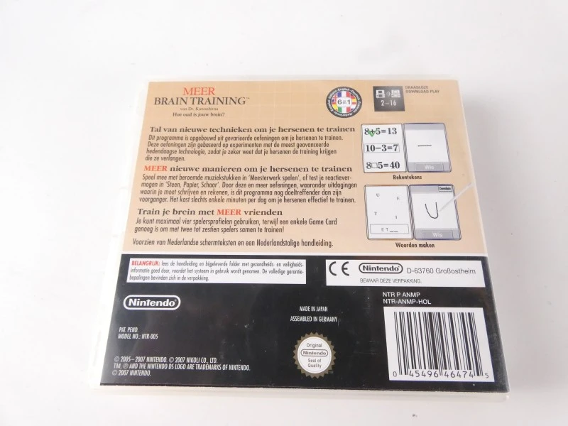 Nintendo DSi XL in doos met Brain Training spel
