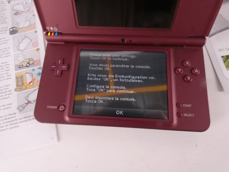 Nintendo DSi XL in doos met Brain Training spel
