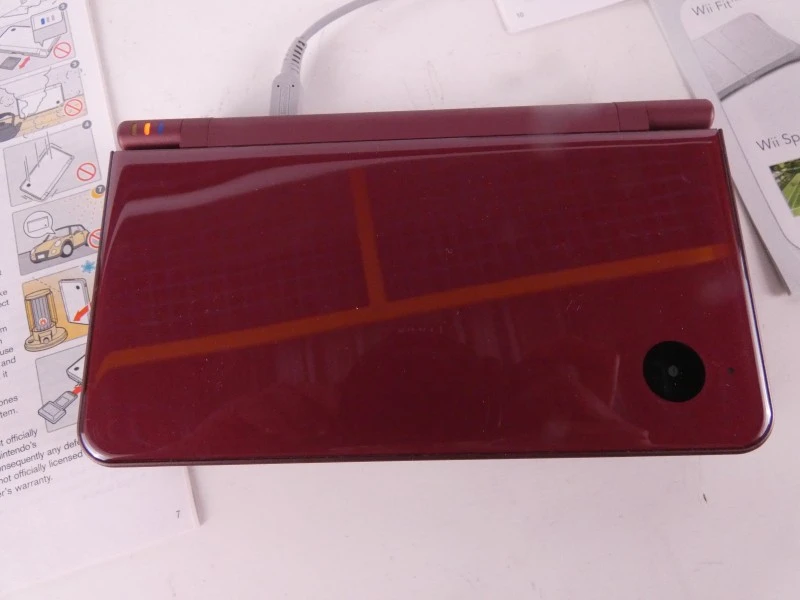 Nintendo DSi XL in doos met Brain Training spel