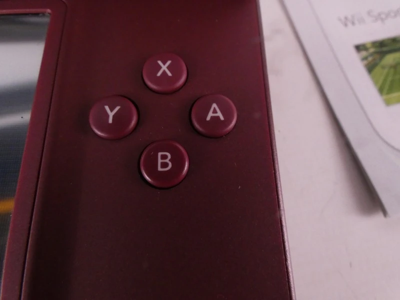 Nintendo DSi XL in doos met Brain Training spel