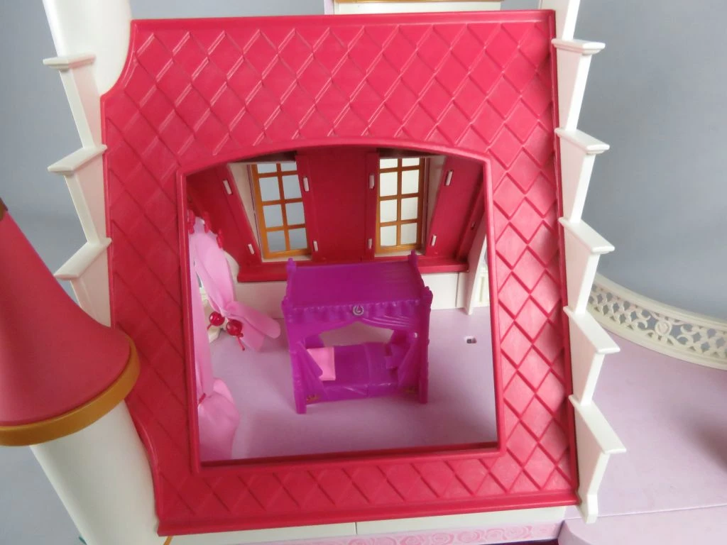 Playmobil kasteel met figuurtjes en accessoires