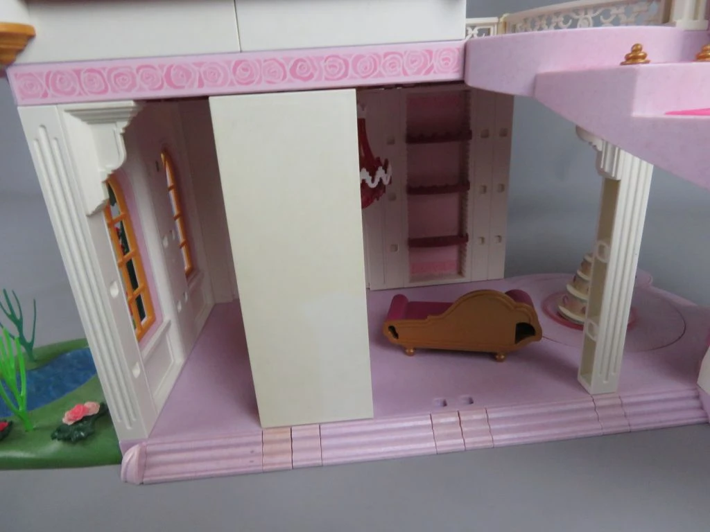 Playmobil kasteel met figuurtjes en accessoires