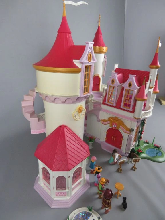 Playmobil kasteel met figuurtjes en accessoires