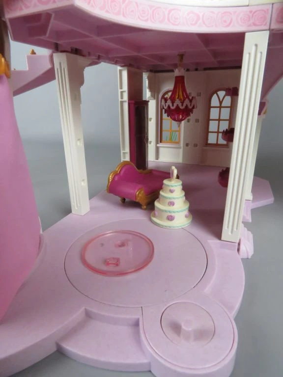 Playmobil kasteel met figuurtjes en accessoires