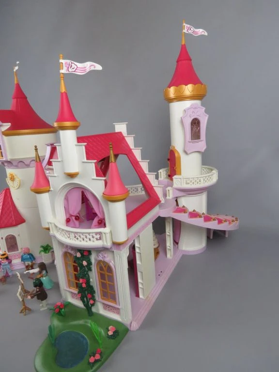 Playmobil kasteel met figuurtjes en accessoires