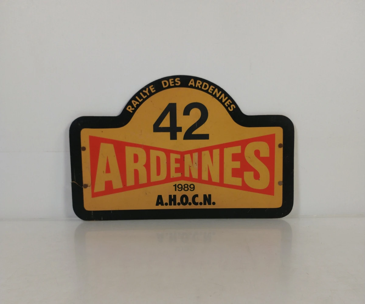 Set van 9 vintage rally- en autostickerplaten - foto 3