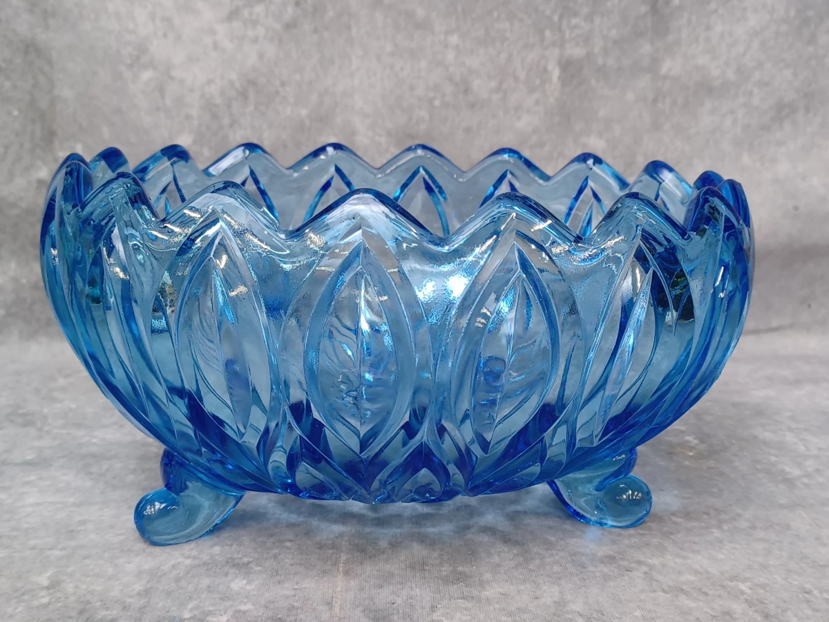 Twee Art Deco-objecten in blauw persglas - vaas en Lausitzer ‘Orion’-schaal - ca. 1930 - foto 6